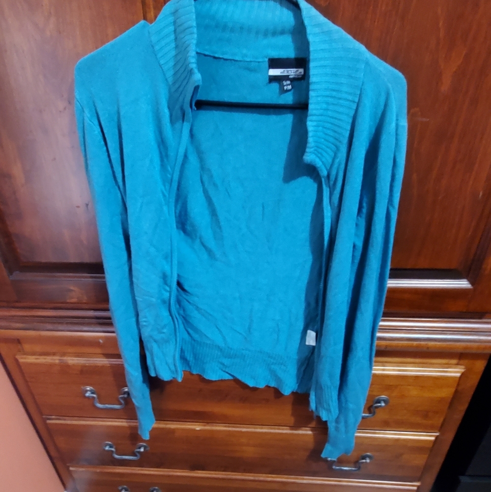 Teal zip up thin sweater